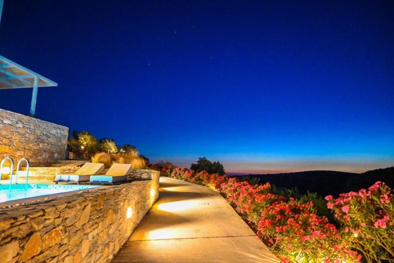 Schinoza Luxury Suites Schoinoussa Exterior foto